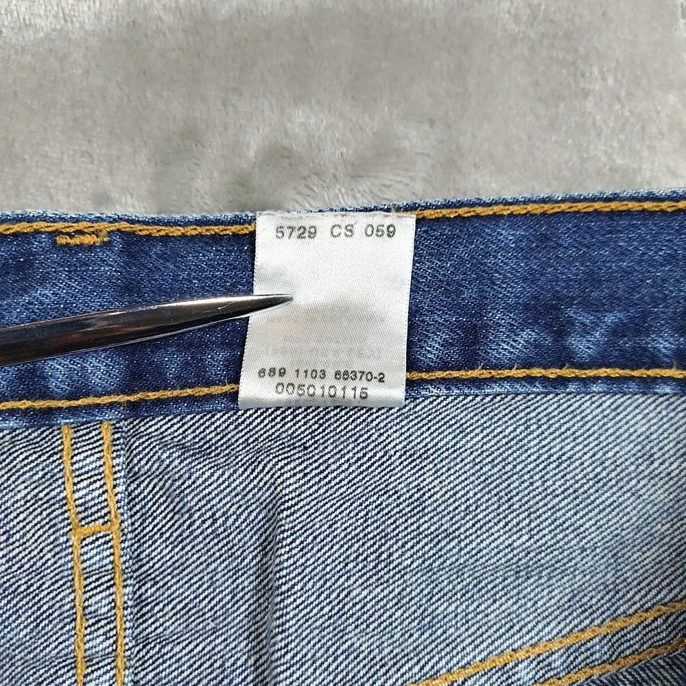 Vintage Levis 501 Jeans Mens 35x30.5 Straight Leg Classic‎ Denim Button Fly Y2K